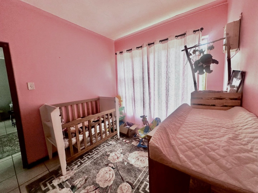 2 Bedroom Property for Sale in Denneoord Western Cape